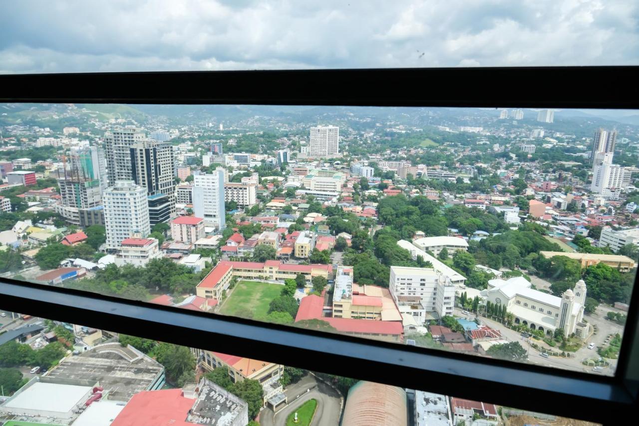 Ezeniel'S Place At Horizons 101 Condominium Cebu Exteriér fotografie